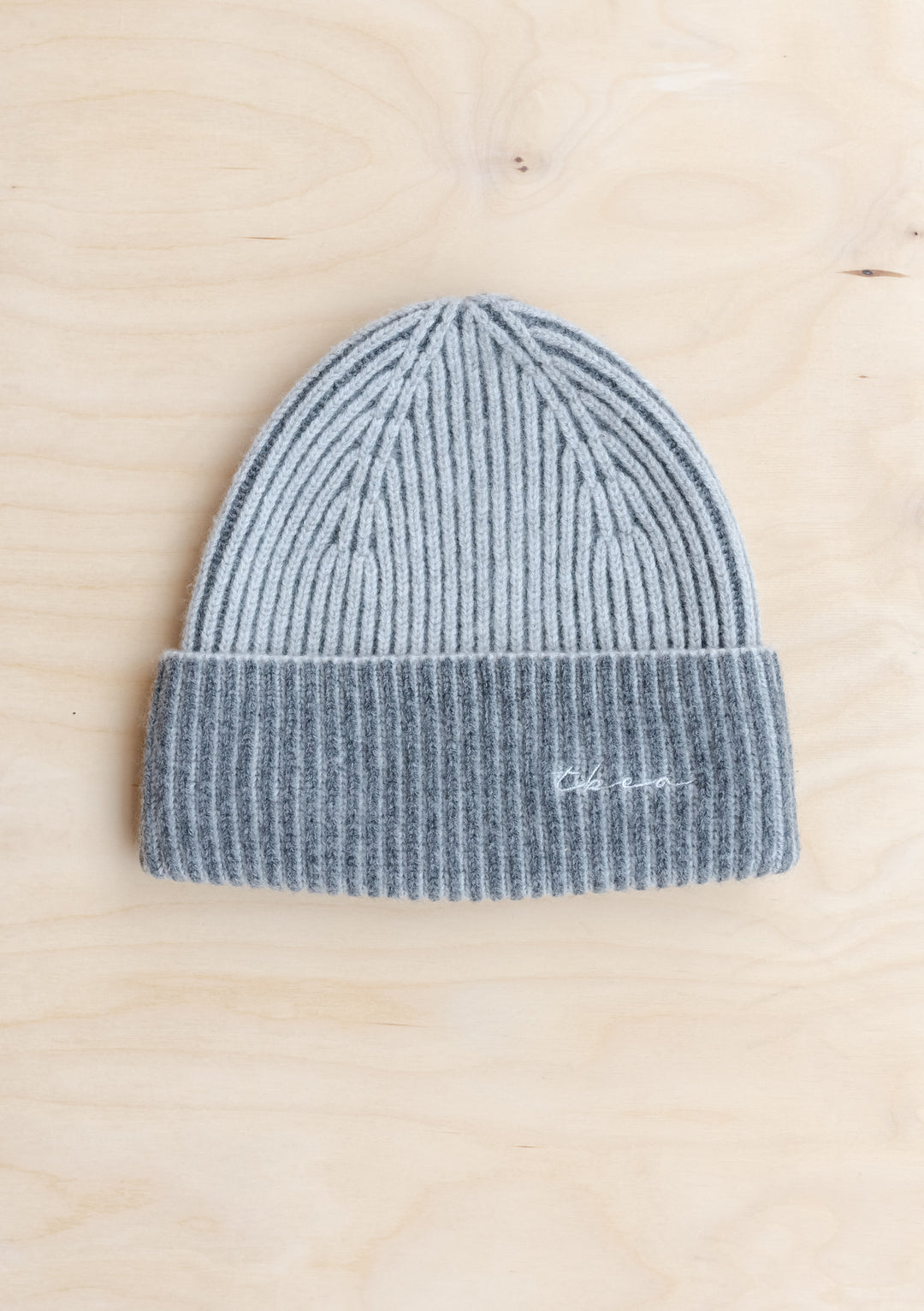 Cashmere & Merino Beanie in Charcoal Two-Tone