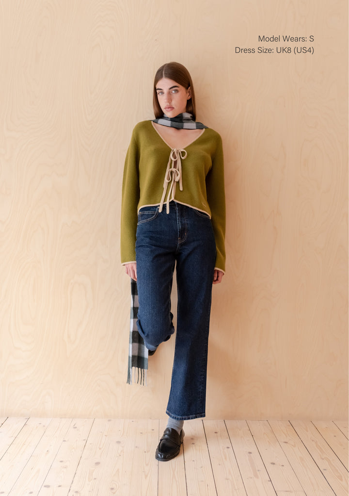Merino Wool Tie Cardigan in Green