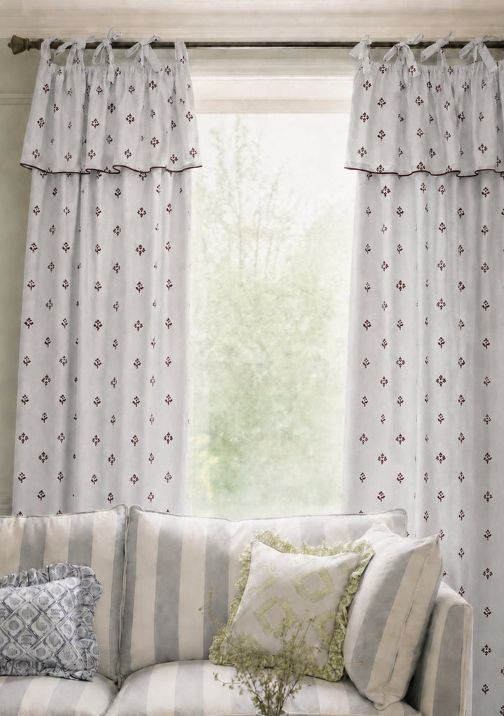 Pair of Cotton Tie-Top Curtains in Blue Floral