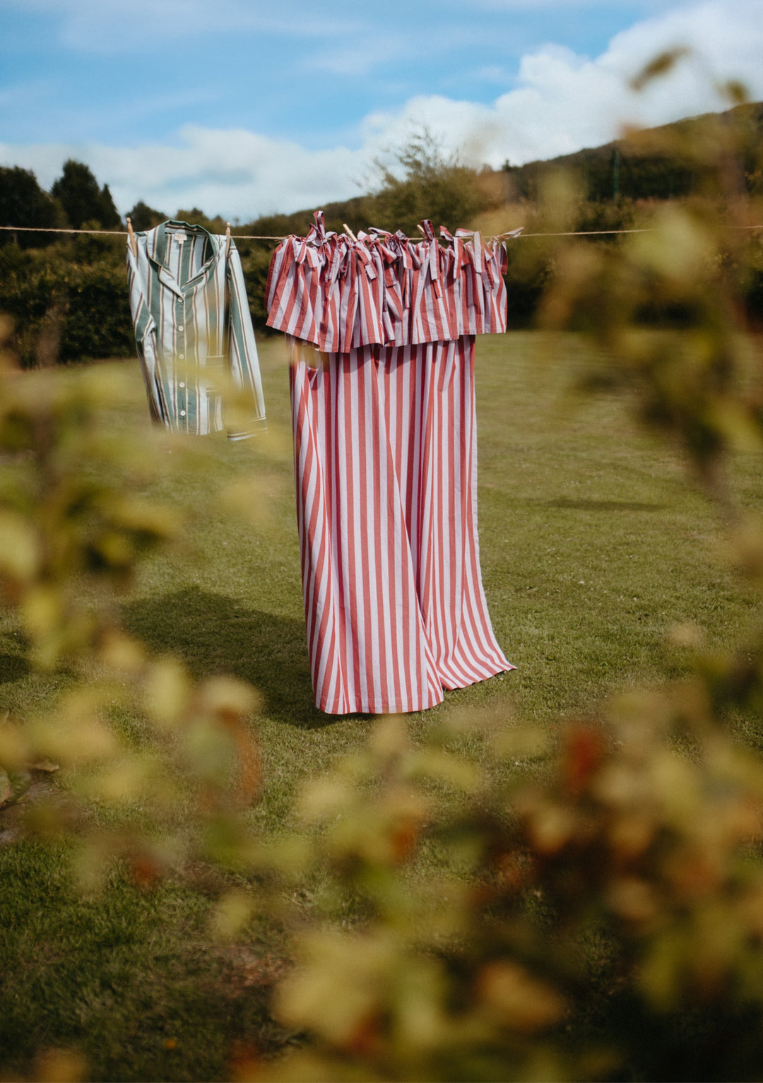 Paire de rideaux à nouer en coton à rayures lilas 