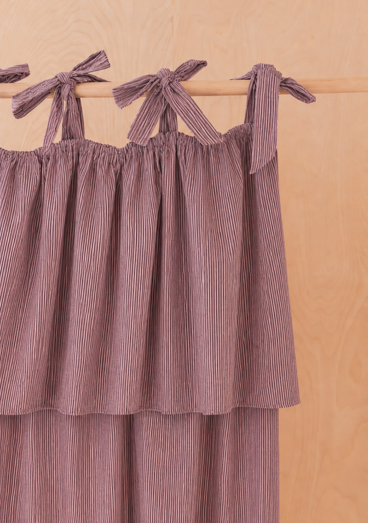 Baumwollvorhänge mit Bindebändern im Muster „Fig Micro Stripe“