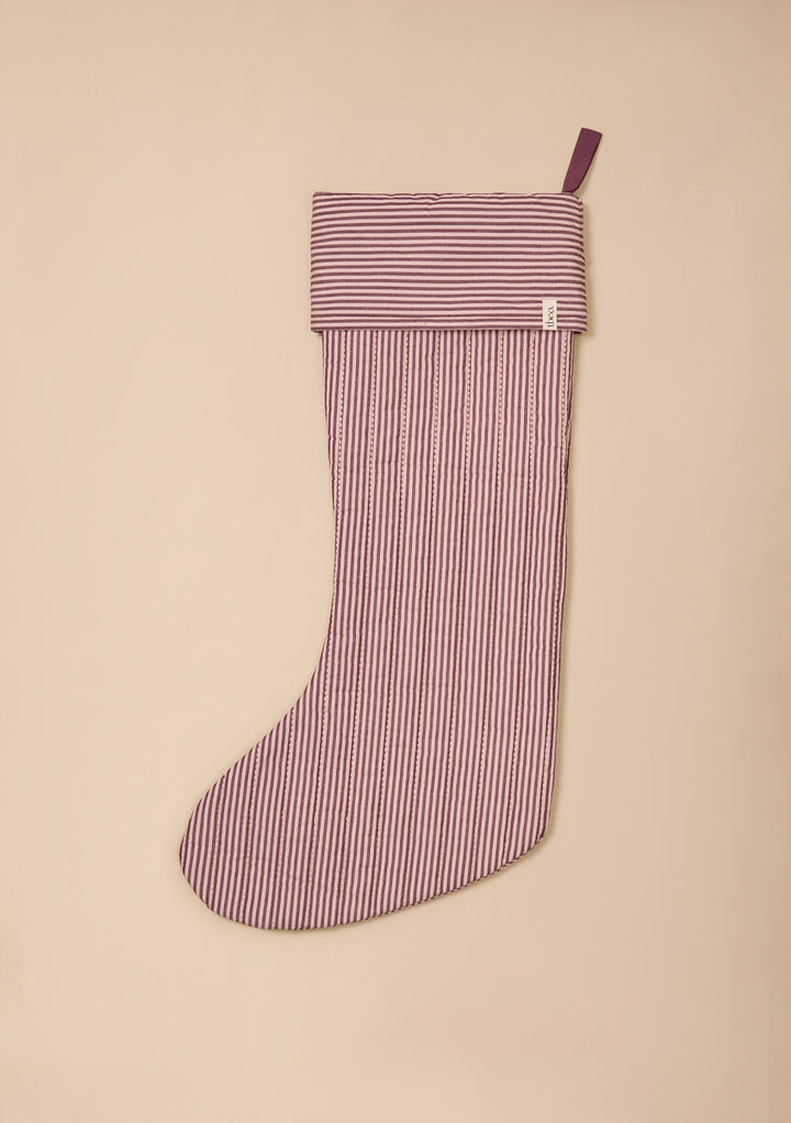 Chaussette de Noël en coton matelassé, motif micro-rayures couleur figue
