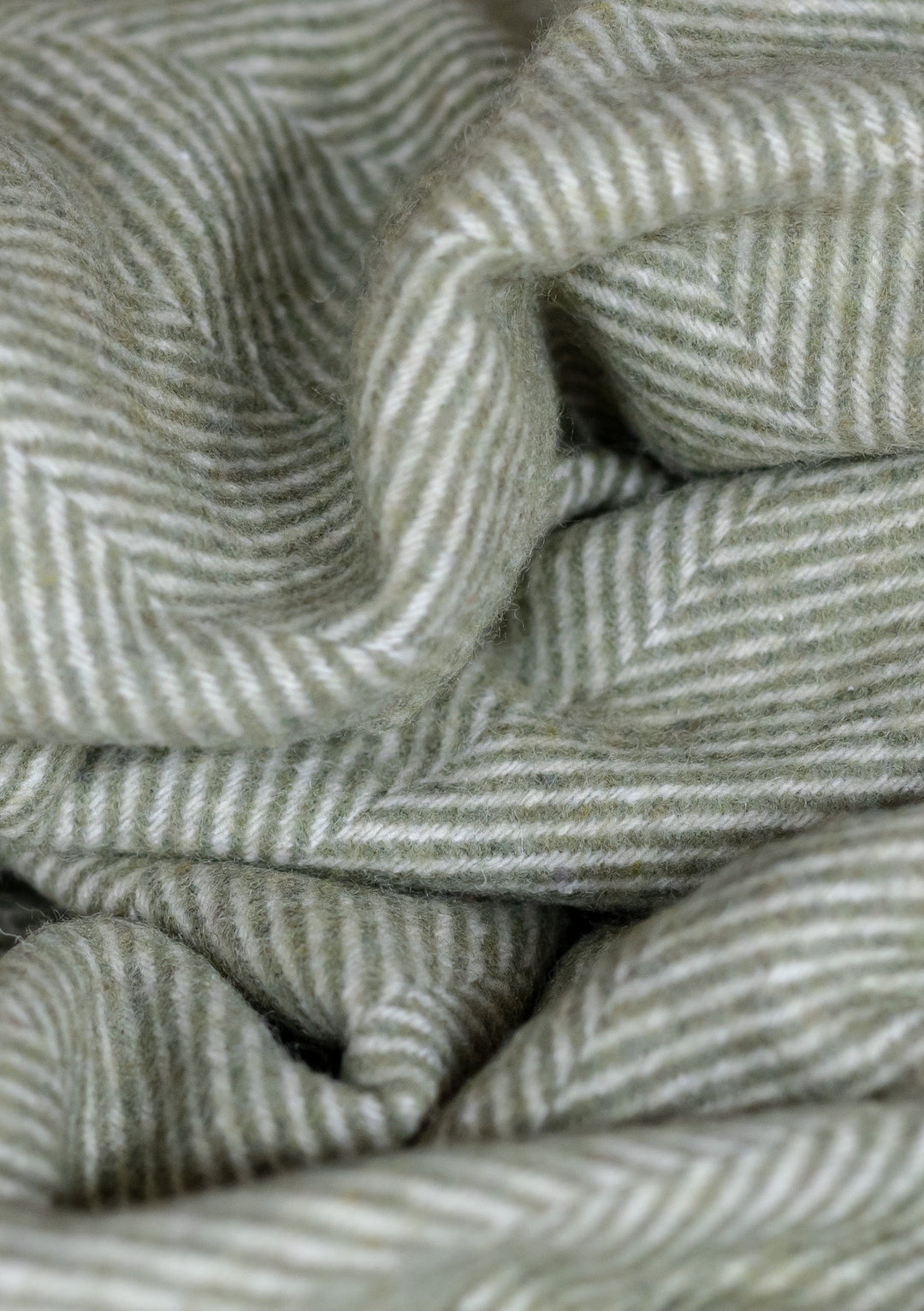 Sample Sale Recycled Wool Picnic Blanket in Olive Herringbone