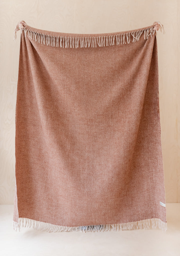 Couverture en laine recyclée en gaufre rouille