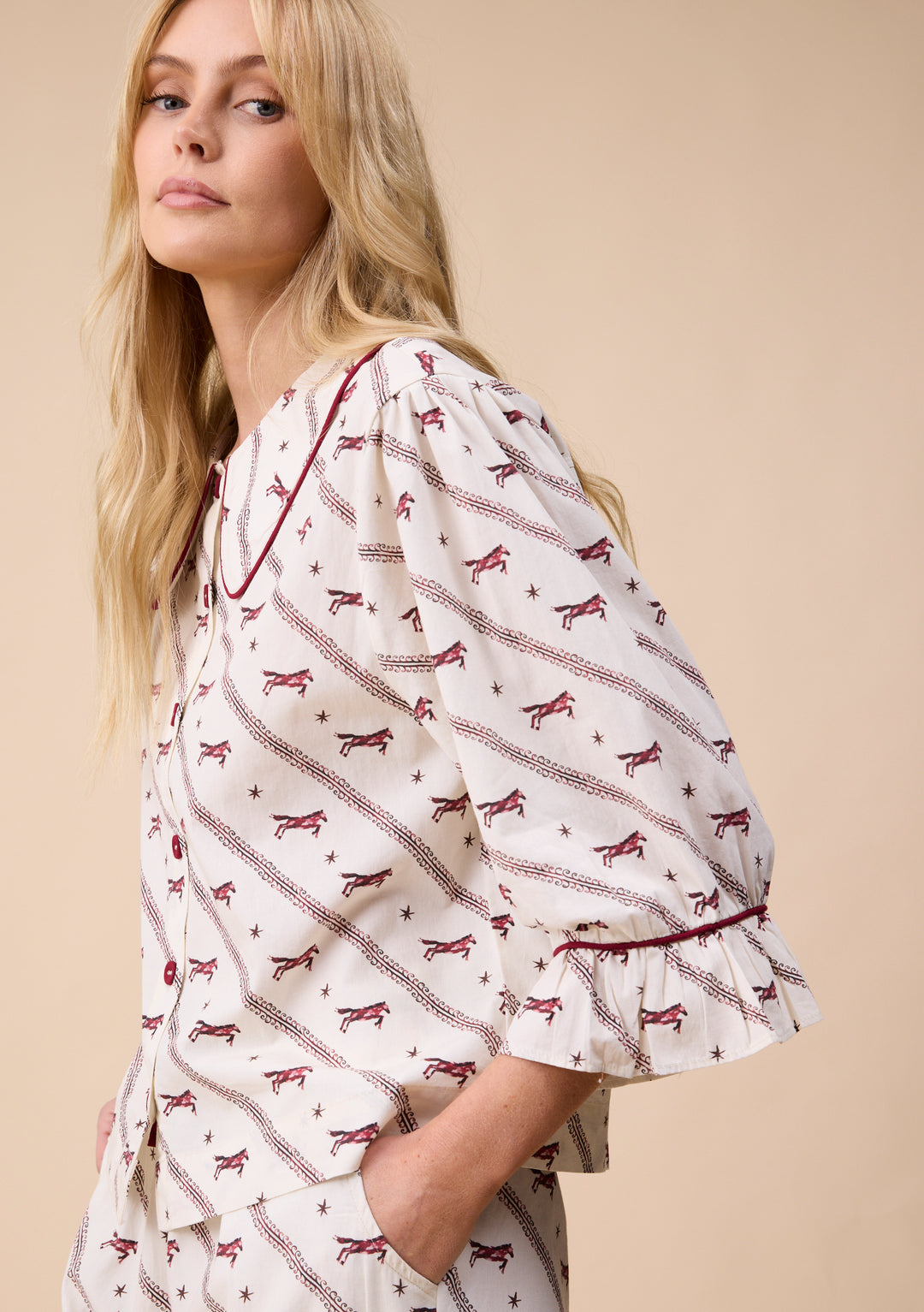 Cropped Cotton Pyjamas in Cream Gallop