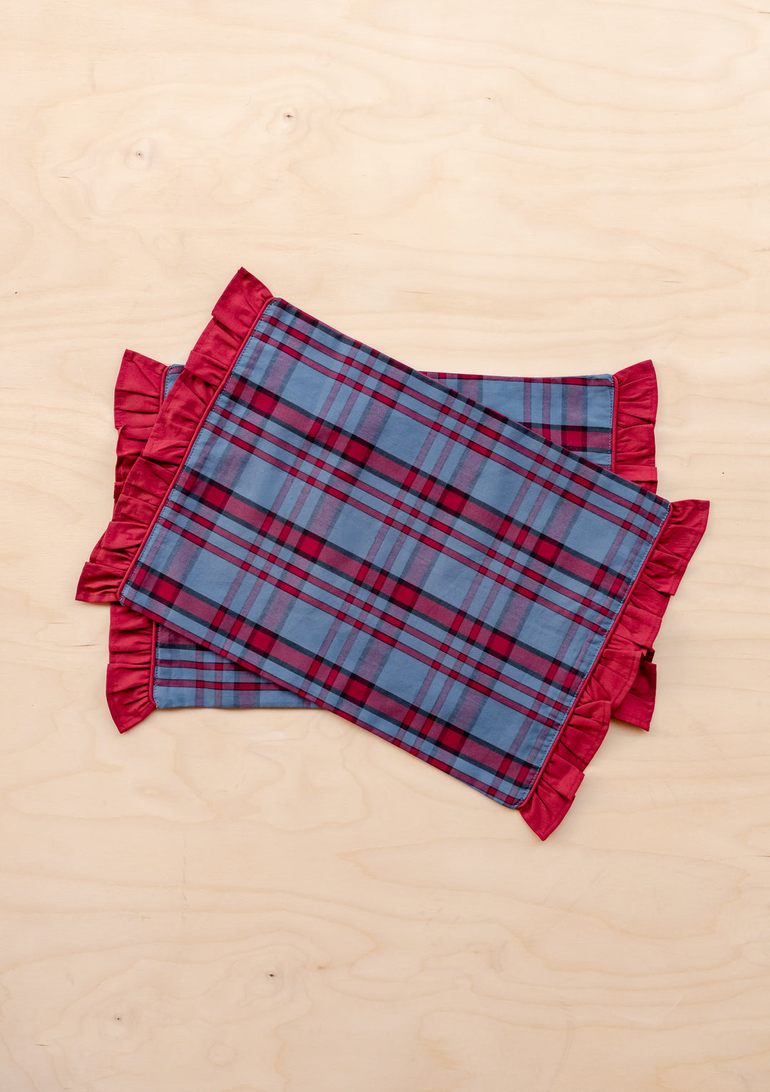Cotton Placemats Set of 2 in Navy Tartan