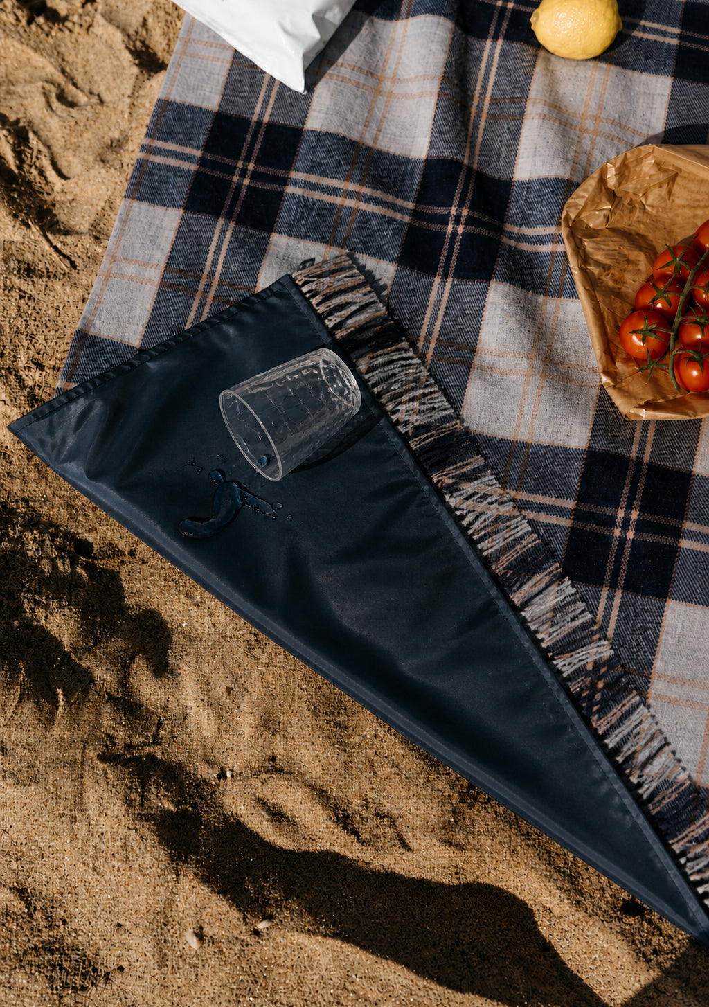 Recycled Wool Picnic Blanket in Bannockbane Silver Tartan