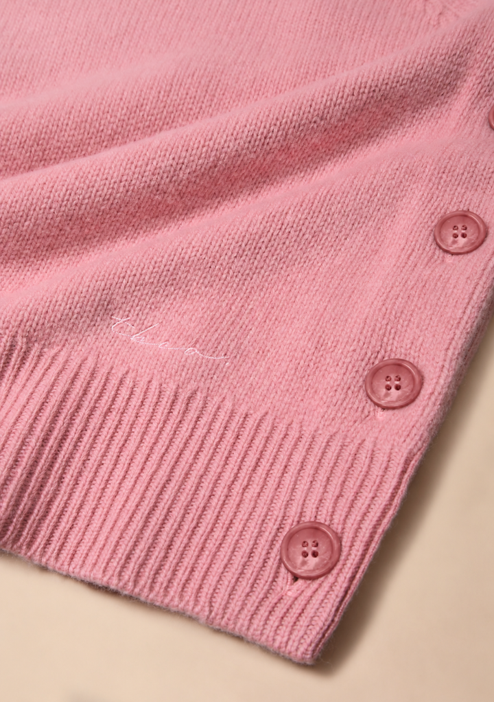 Merino Wool Buttoned Vest in Pink