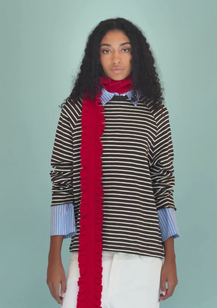 Merino Wool Skinny Scarf in Red Ruffle