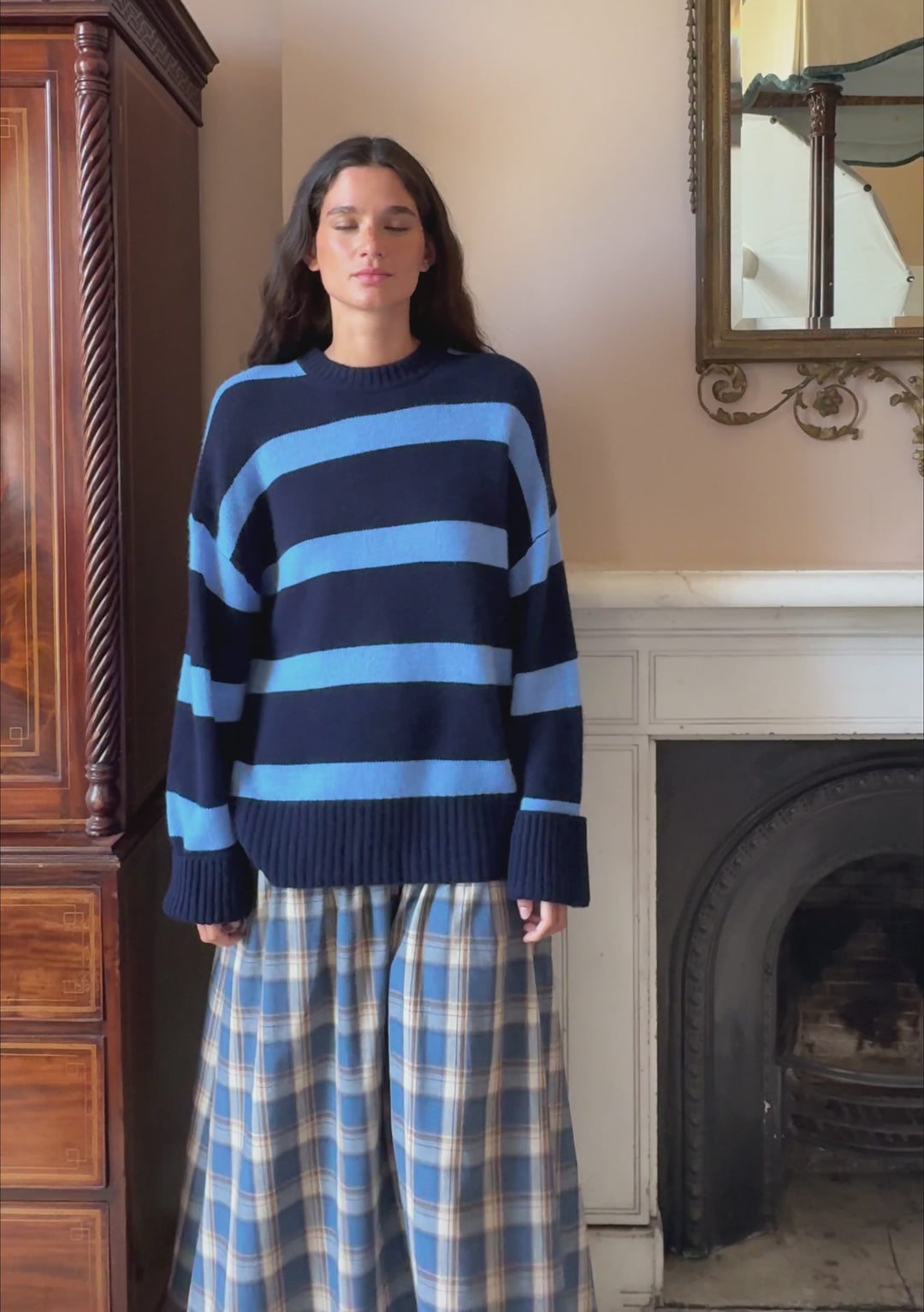Cashmere Wool Crew Neck Jumper in Navy & Blue Stripe